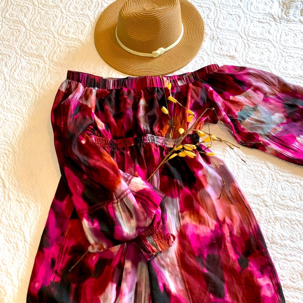 Guess off the shoulder dress adorable!